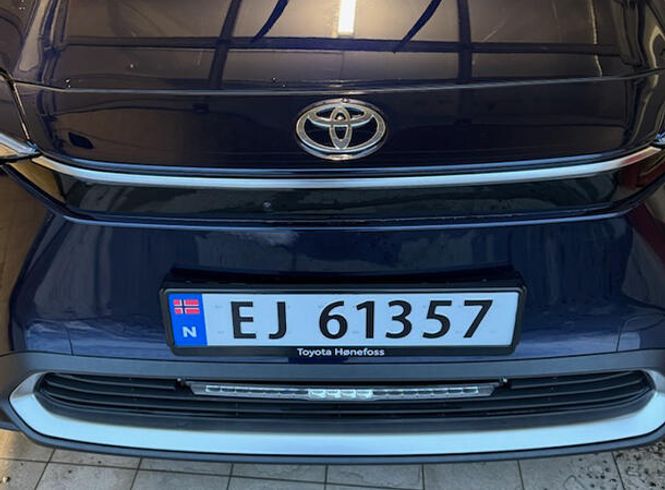 Hovedbilde Antec Lazer Grillkit med Glide 18 STD Toyota BZ4X -2024